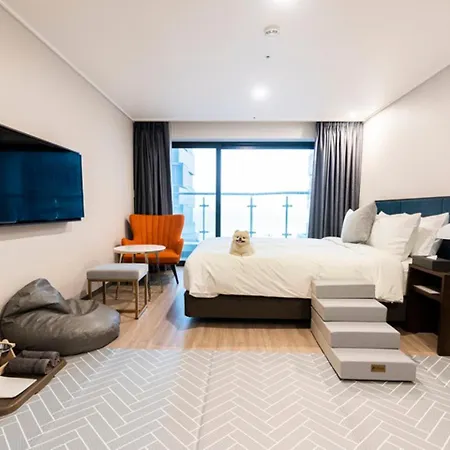 Busan Yeongmu Parade Hotel Haeundae Beach Exterior photo
