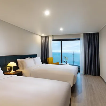 Busan Yeongmu Parade Hotel Haeundae Beach Exterior photo