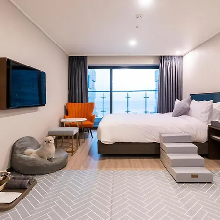 Busan Yeongmu Parade Hotel Haeundae Beach Exterior photo