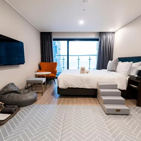 Busan Yeongmu Parade Hotel Haeundae Beach Exterior photo