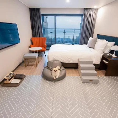 Busan Yeongmu Parade Hotel Haeundae Beach Exterior photo
